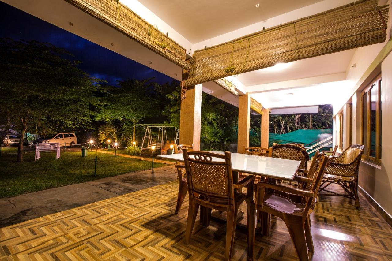 The Midway Jungle Resort Масинагуди Екстериор снимка