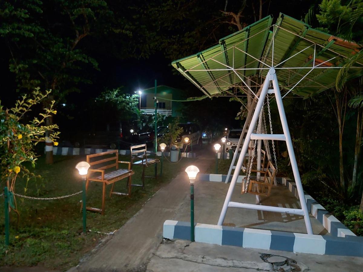 The Midway Jungle Resort Масинагуди Екстериор снимка