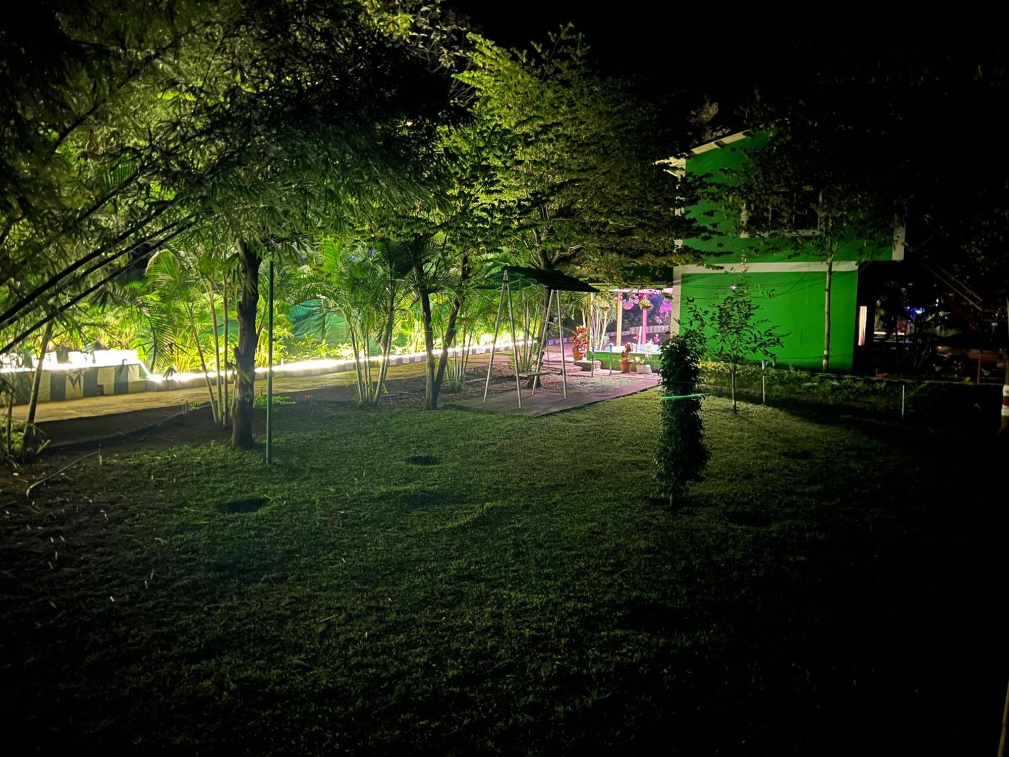The Midway Jungle Resort Масинагуди Екстериор снимка