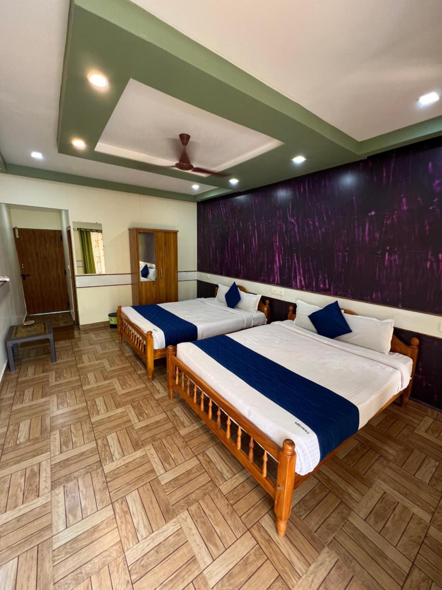 The Midway Jungle Resort Масинагуди Екстериор снимка