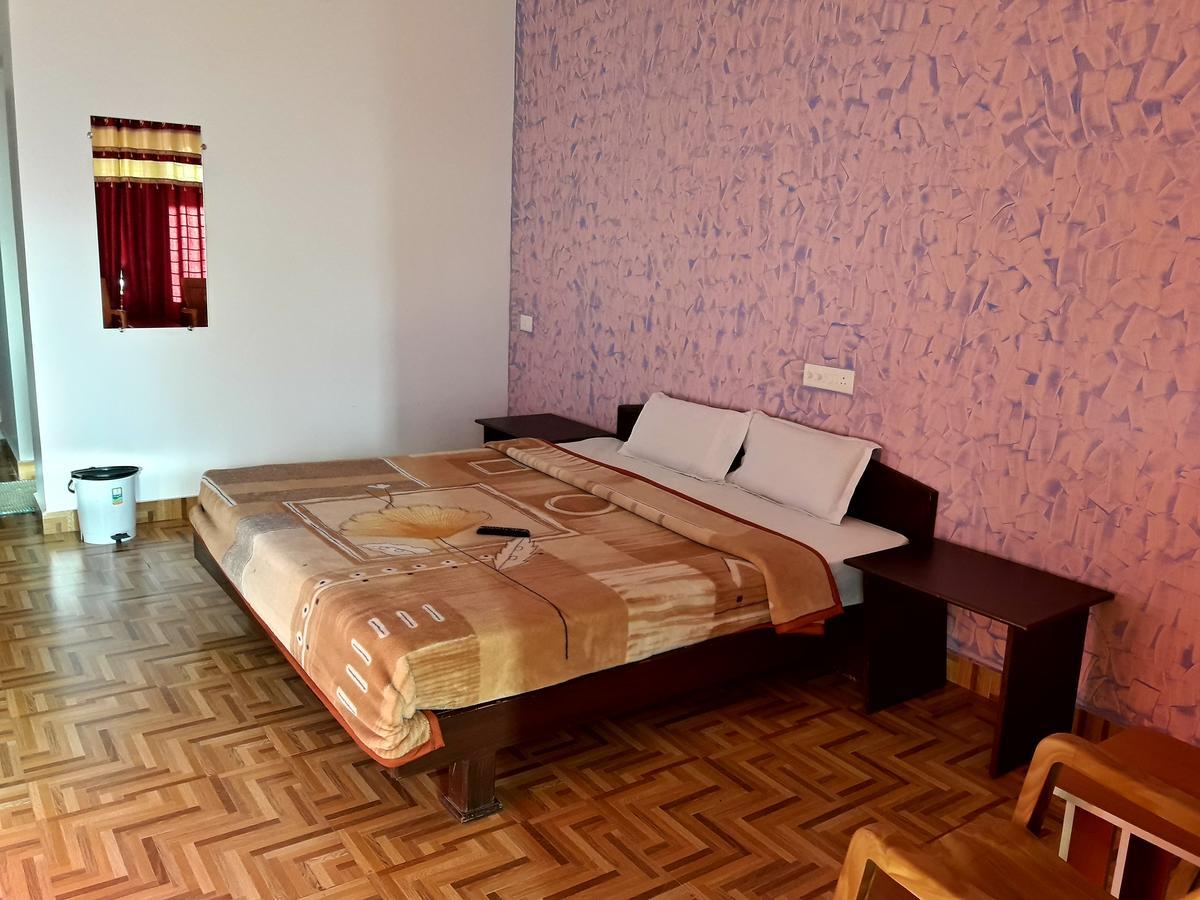 The Midway Jungle Resort Масинагуди Екстериор снимка